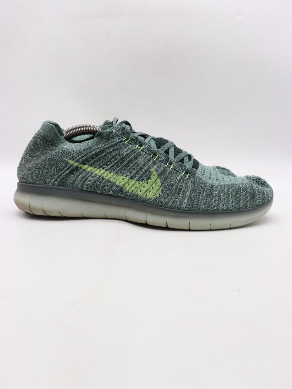 Nike Free RN Flyknit Men's Size 13 Hasta Ghost Green Seaweed Sneaker 831069-304